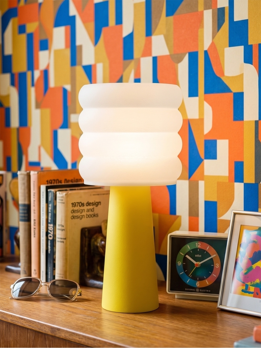 Coralie – Lampe à poser pop jaune, large Coralie – Lampe à poser pop jaune, large