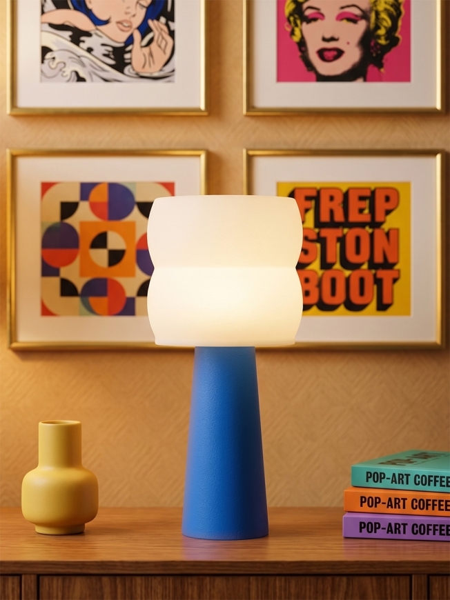 Stella – Lampe à poser pop bleu, large