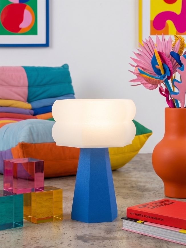 Aline – Lampe à poser pop bleu, small