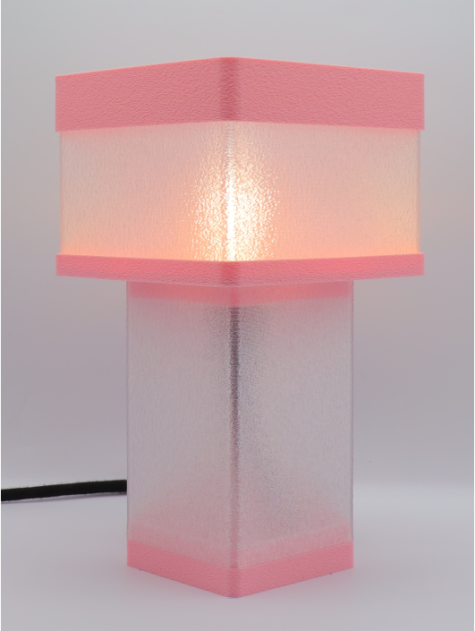 Priscilla – Lampe à poser design finition Pastel Rose – Élégance et douceur