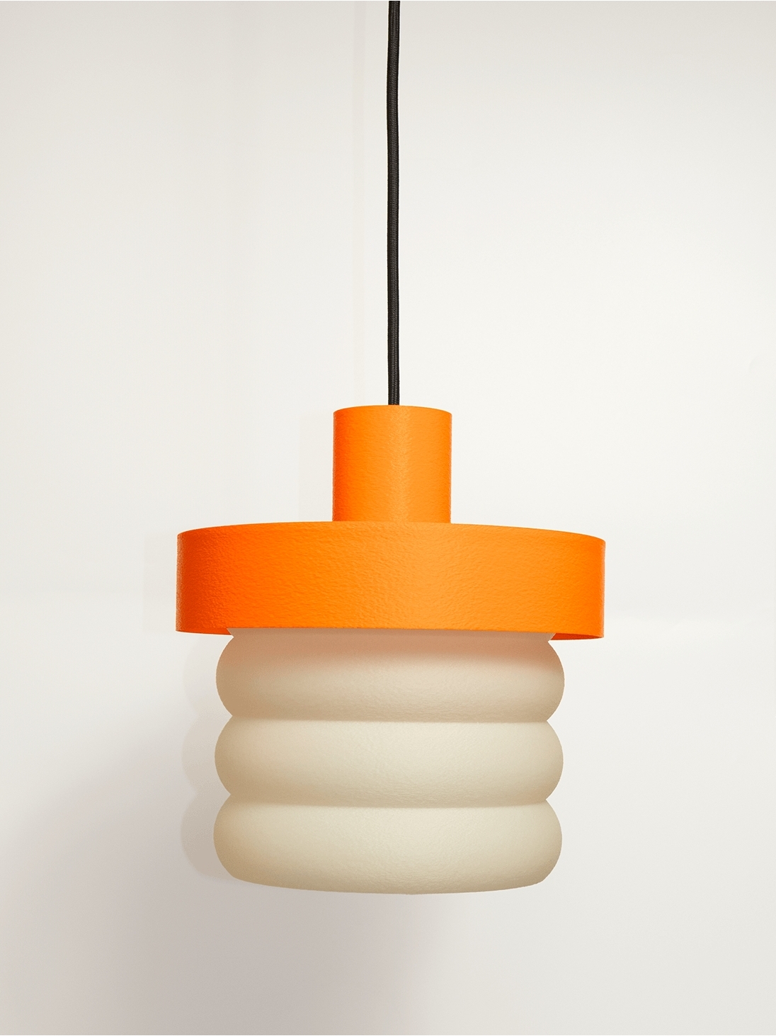 Coralie – suspension design pop orange, large