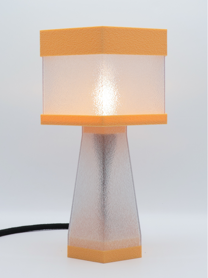Aline – Lampe à poser design finition Pastel pêche – Disponible en plusieurs couleurs