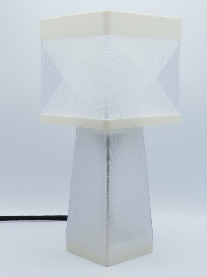 Isabelle – Lampe à poser design, POP, Équilibre