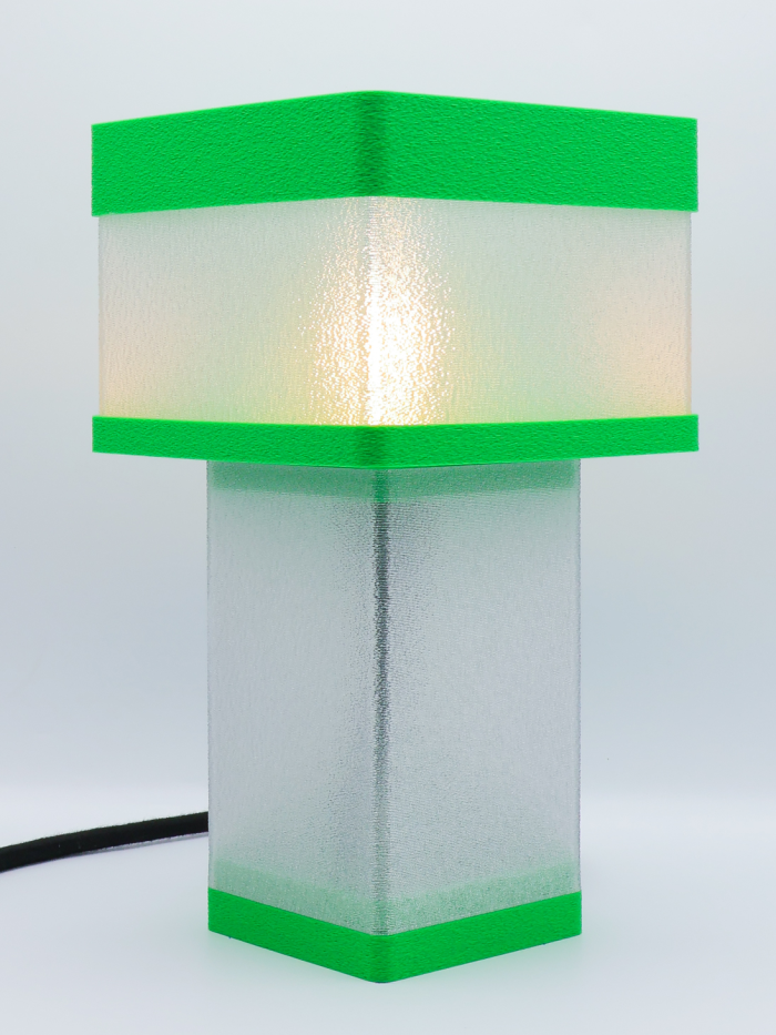 Priscilla – Lampe à poser en impression 3D – Disponible en toutes couleurs POP