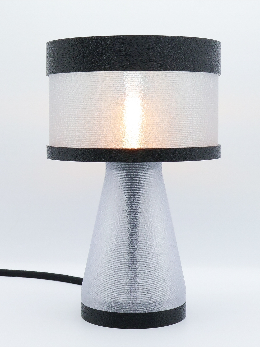 Meredith – Lampe à poser design, POP, Essentiel