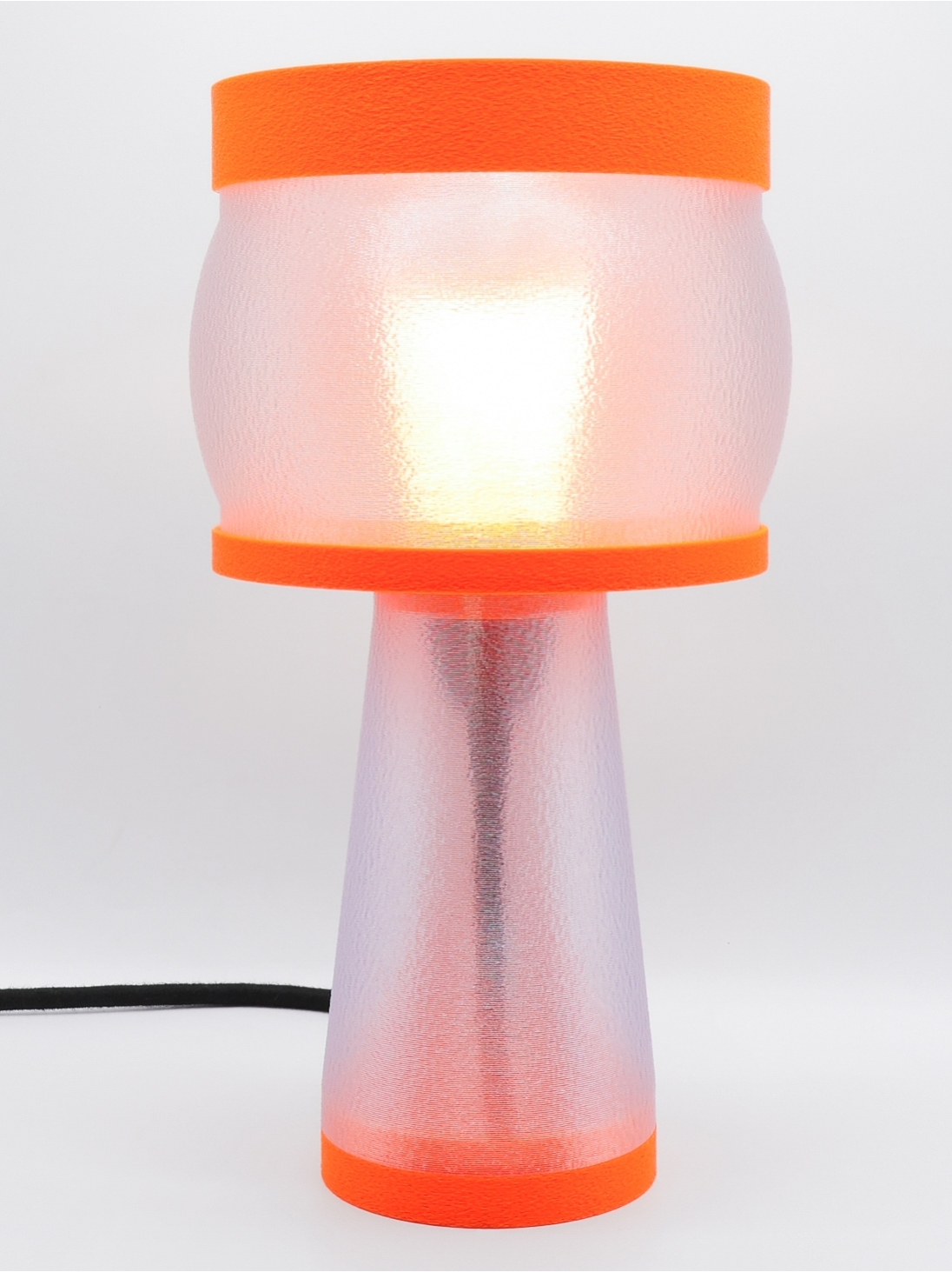 Clémence – Lampe à poser design, POP, Équilibre
